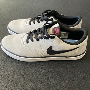 Check Solar Canvas SB